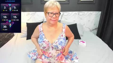 Jill  online show from 09-16-25, 08:32