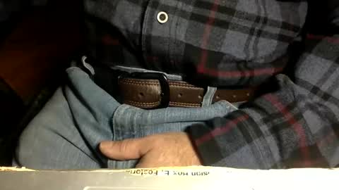 Snapshot of jim2hot chatting on 01-28-25, 01:27 jim2hot online show from 01-28-25, 01:27