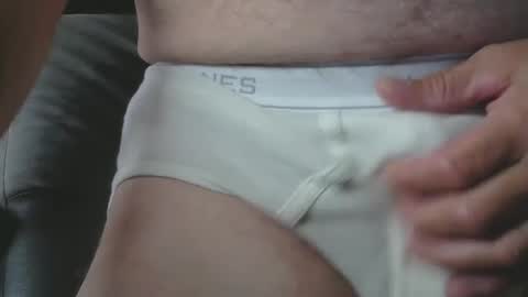 Snapshot of jim2hot chatting on 09-29-25, 04:23 jim2hot online show from 09-29-25, 04:23