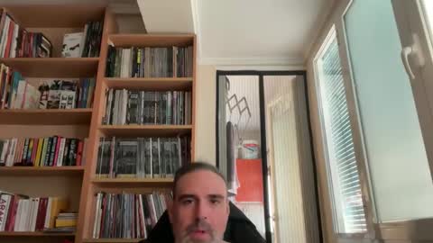 Snapshot of jim_dick chatting on 10-04-25, 04:27 Jim Dick online show from 10-04-25, 04:27