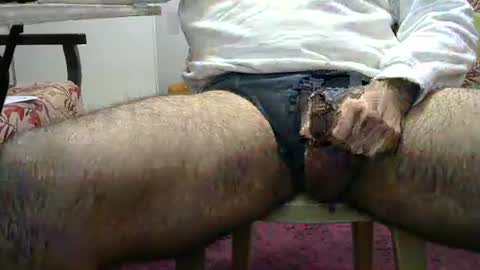 Snapshot of jimii281 chatting on 04-04-26, 10:46 jimii281 online show from 04-04-26, 10:46