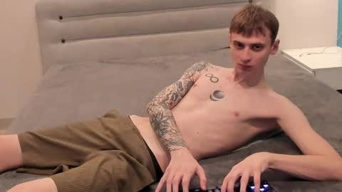 Snapshot of jimklace chatting on 11-23-25, 11:48 Vanyadiamond online show from 11-23-25, 11:48