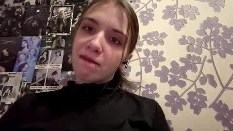 Snapshot of jimmiechristain chatting on 02-12-26, 03:40 Josseline online show from 02-12-26, 03:40