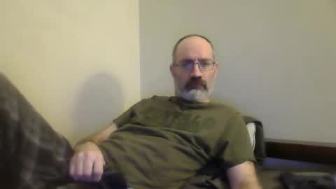Snapshot of jimmielove2046 chatting on 01-12-25, 06:28 jimmielove2046 online show from 01-12-25, 06:28