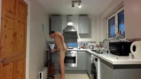 Snapshot of jimmybenido chatting on 10-21-25, 05:35 Jim Redgewell online show from 10-21-25, 05:35