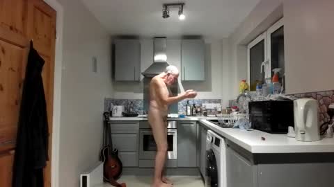 Snapshot of jimmybenido chatting on 11-20-25, 06:07 Jim Redgewell online show from 11-20-25, 06:07