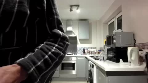 Snapshot of jimmybenido chatting on 01-14-26, 05:51 Jim Redgewell online show from 01-14-26, 05:51