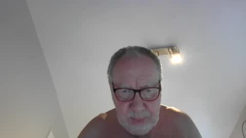 Snapshot of jimmybenido chatting on 07-28-26, 06:20 Jim Redgewell online show from 07-28-26, 06:20