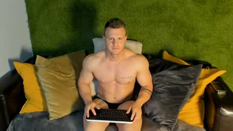 Snapshot of jimmyhardin21 chatting on 05-18-26, 09:04 Hardin online show from 05-18-26, 09:04
