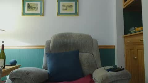 Jim online show from 04-12-26, 11:43