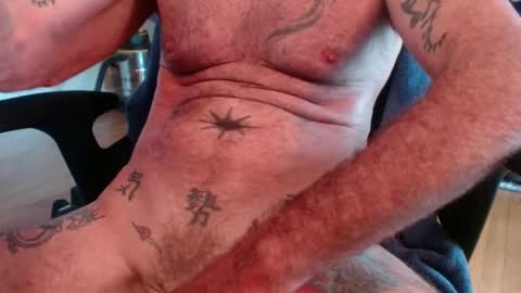 Snapshot of jimshard7x6 chatting on 12-05-24, 09:28 cock model bathing suit model online show from 12-05-24, 09:28