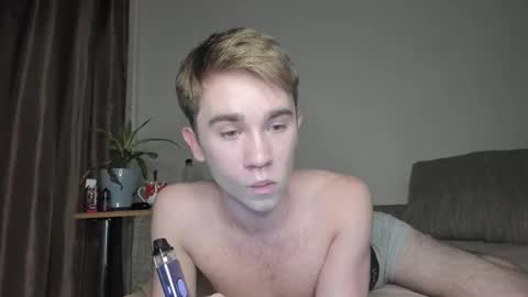 Snapshot of jimyti_bad_boy chatting on 11-07-25, 10:43 jimyti_bad_boy online show from 11-07-25, 10:43