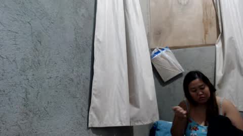 Snapshot of jinky212 chatting on 07-12-26, 11:45 jinky212 online show from 07-12-26, 11:45