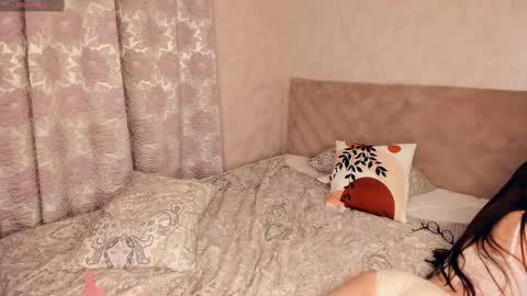 Jinny online show from 02-11-25, 09:35