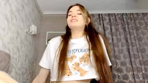 Jinny online show from 09-08-25, 06:18