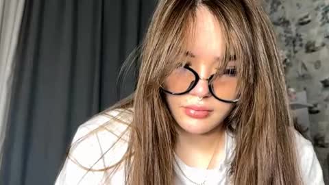 Jinny online show from 10-04-25, 06:39