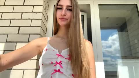 Snapshot of jinnyjaquins chatting on 09-12-25, 07:08 Jinny online show from 09-12-25, 07:08