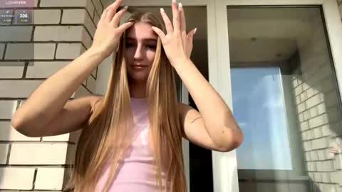 Snapshot of jinnyjaquins chatting on 10-09-25, 08:34 Jinny online show from 10-09-25, 08:34