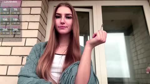 Snapshot of jinnyjaquins chatting on 11-18-25, 07:35 Jinny online show from 11-18-25, 07:35