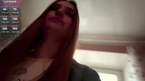 Snapshot of jinnyjaquins chatting on 11-22-25, 09:30 Jinny online show from 11-22-25, 09:30