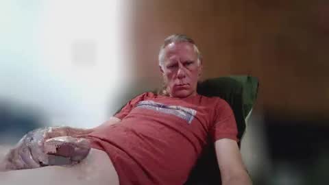 Snapshot of jizzmitten5 chatting on 02-14-26, 02:08 jizzmitten5 online show from 02-14-26, 02:08