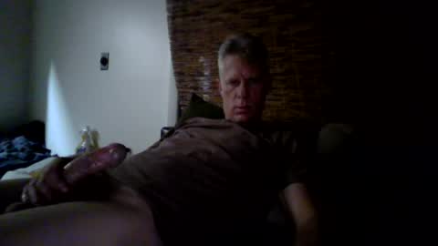 jizzmitten5 online show from 07-14-26, 05:23