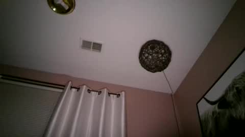 Snapshot of jkr0214 chatting on 11-13-25, 12:15 dady101-18 online show from 11-13-25, 12:15