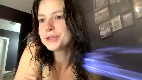 jlynn1997 online show from 06-09-26, 01:01