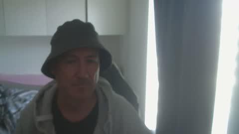 jman2025839798 online show from 03-05-26, 10:44