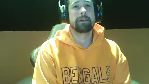 Snapshot of jmiss7 chatting on 01-27-25, 04:52 Lets cum online show from 01-27-25, 04:52