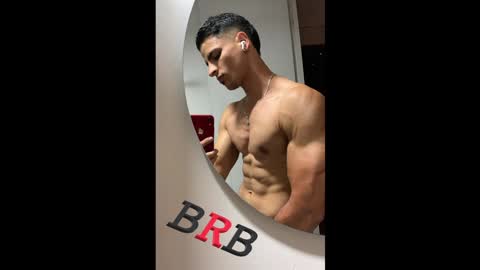 Snapshot of jmortton chatting on 12-13-24, 12:28 IGJmortton online show from 12-13-24, 12:28