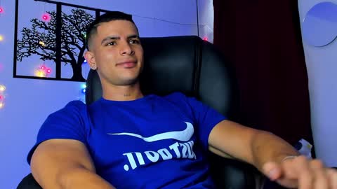 Snapshot of jmortton chatting on 12-24-24, 12:44 IGJmortton online show from 12-24-24, 12:44