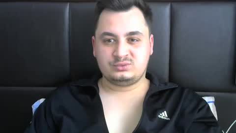 Snapshot of jnsnw chatting on 02-15-25, 12:54 jnsnw online show from 02-15-25, 12:54