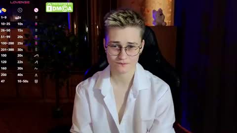 Snapshot of joan_night chatting on 06-30-26, 04:52 J online show from 06-30-26, 04:52