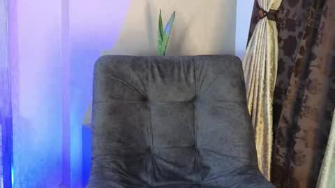 JOAN SAENZ online show from 11-05-25, 08:36