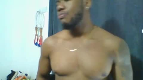 JOAN SAENZ online show from 11-17-25, 06:35