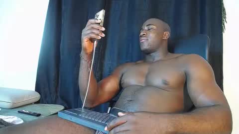 Snapshot of joan_silva chatting on 11-11-25, 04:12 joan_silva online show from 11-11-25, 04:12