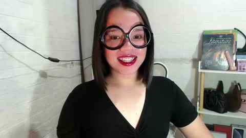 Joana online show from 01-25-25, 07:39