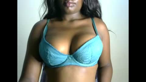 Snapshot of joankein_255 chatting on 02-01-25, 10:34 varl online show from 02-01-25, 10:34
