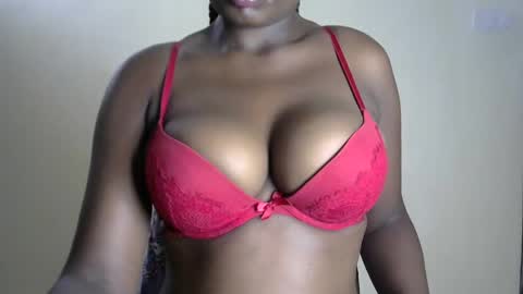 Snapshot of joankein_255 chatting on 02-21-25, 01:22 varl online show from 02-21-25, 01:22