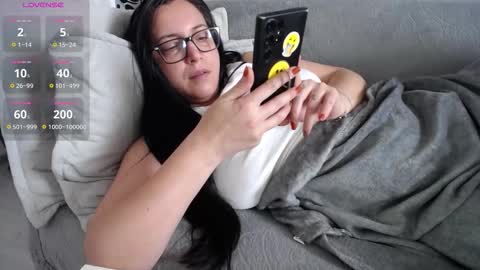 Snapshot of joanna_cw chatting on 09-25-25, 08:18 Jo online show from 09-25-25, 08:18