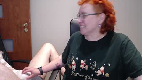 Joanna and Greg online show from 12-30-24, 08:47