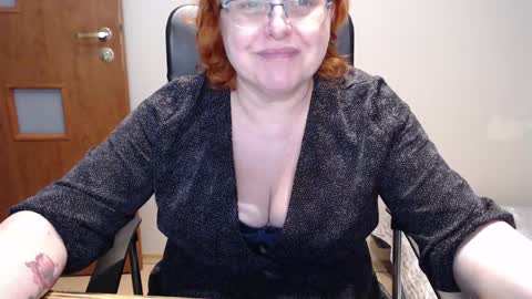 Joanna and Greg online show from 01-03-25, 03:33