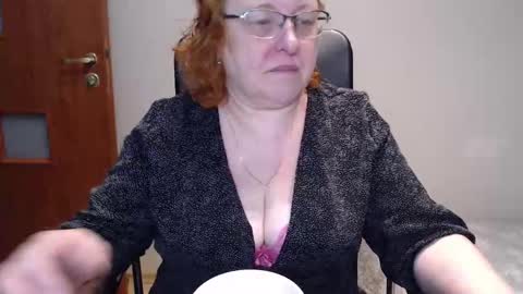 Joanna and Greg online show from 02-12-25, 09:20