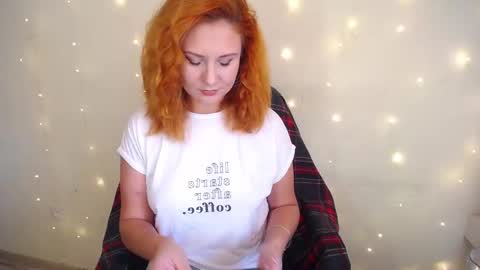 Snapshot of joanne_star chatting on 10-04-25, 09:51 SweetGinger online show from 10-04-25, 09:51
