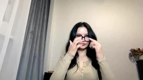 Joan online show from 03-12-26, 07:31