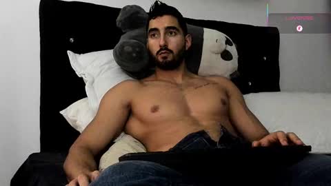 Snapshot of joao_batista_team chatting on 10-29-25, 04:04 JOAO BATISTA online show from 10-29-25, 04:04