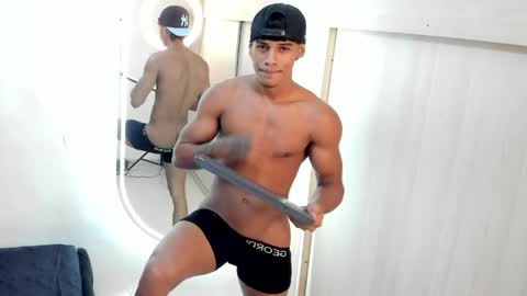 Snapshot of joao_da_silva19 chatting on 05-16-26, 05:01 Joao Da Silva online show from 05-16-26, 05:01