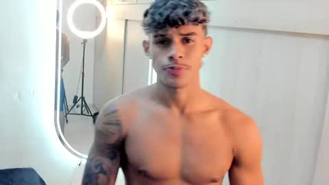 Snapshot of joao_da_silva19 chatting on 06-21-26, 01:03 Joao Da Silva online show from 06-21-26, 01:03