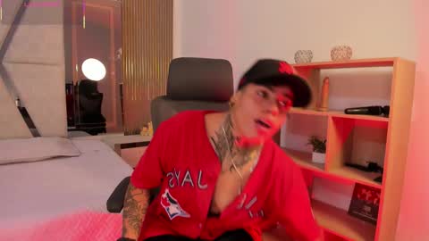 joaoandlexy online show from 11-22-25, 01:10